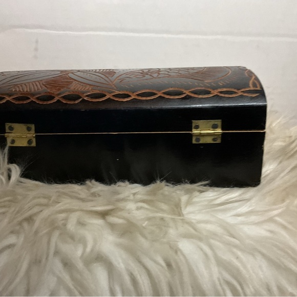 Handcrafted Black and Brown Decorative Box - Picture 5 of 11